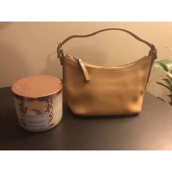 Small Coach Handbag - Picture 4 of 7